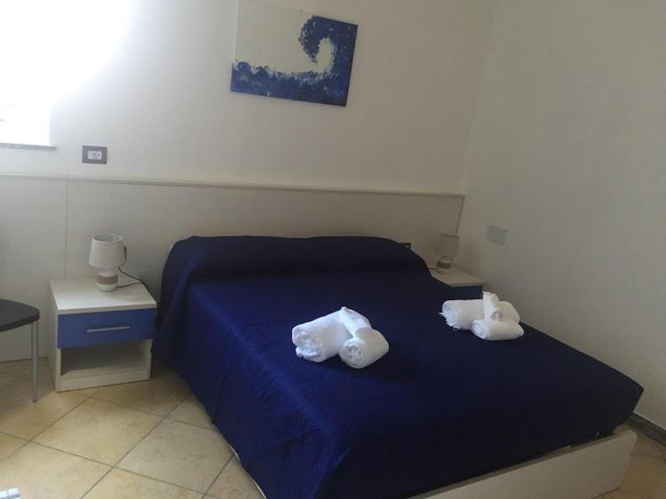 Bed & Breakfast Domus Pepe Scalea Exteriör bild